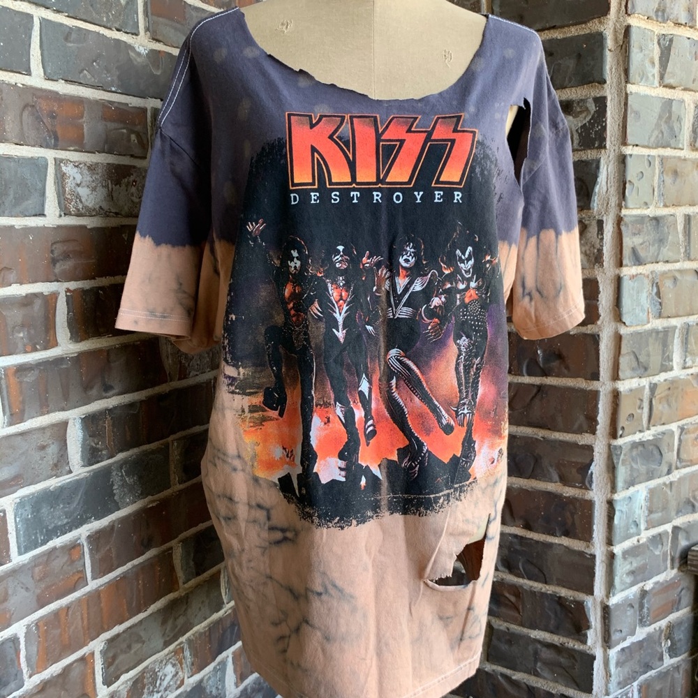 KISS Band Tee Distressed Tie Dye - Large